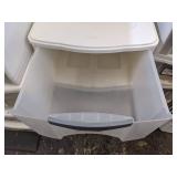 (3) Sterilite Storage drawers