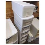 (7) Storage drawers