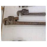 (4) Pipe wenches