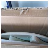 ROUND SIDE TABLE - WHITE