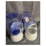 PET FOOD BOWLS WITH REFILLABLE CONTAINERS