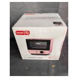 Dash Mini One-Slice Toaster Oven in Pink