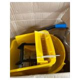 Carlisle Commercial Mop Bucket with Side Press Wringer, 26 Quart Capacity, Plastic