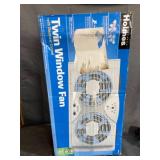 Holmes HAWF2043 - Cooling fan - window mounted