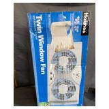 Holmes HAWF2043 - Cooling fan - window mounted