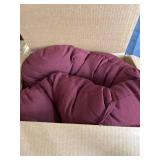 OUTDOOR SEATING CUSHION IN MAROON