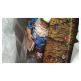 Kurt Adler 11-Inch Fabriche Beach Santa Sitting At Tiki Bar