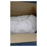 FLUFFY MEDIUM SIZE DOG BED BEIGE