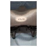 YLG WIDE PLUS BIKE SEAT FITS 14.2Ã12.2" ( X002PHD4G9) BLACK/ CHARCOAL COLOR ( SLIGHT RIPE IN SEAT SEE PICTURE)