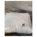 Linenspa All-Season Reversible Down Alternative Microfiber Comforter