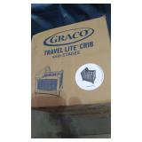 Graco Travel Lite Crib with Stages