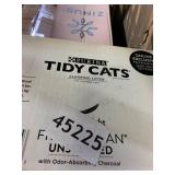 Purina Tidy Cats Low Dust Clumping Cat Litter, LightWeight Free & Clean Unscented, Multi Cat Litter, 17 lb. Box