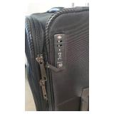 Travelpro Crew Versapack Softside Expandable Spinner Wheel Luggage, Jet Black, Checked-Large 29-Inch