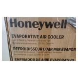 Honeywell MO10CESWK Compact 3-in-1 Portable Air Conditioner w/ Remote Control, Up to 450 Sq. Ft., White/Black