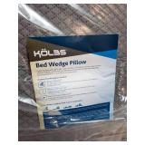 Koles Bed Wedge Pillow, 24x24