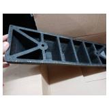 Tire Chalk Block Curb, 21 Inches