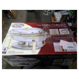 Gold-Accented 6 Qt. Malibu Collection Oval Chafer