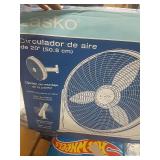 Lasko 3 Speed Cooling Air Circulator Portable Floor Fan - A20100
