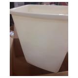 Rubbermaid Wastebasket 21 QT, 1.0 CT