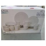 Dinnerware Set