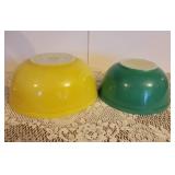 Vintage Pyrex Bowl Set in Primary Colors (colors are very bright)