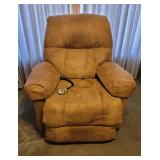 Best Home Furnishings Electric Recliner (works)