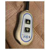 Best Home Furnishings Electric Recliner (works)