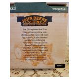 NIB John Deere Row-Crop Tractor Model 720 Diecast Metal 1/16 Scale by Ertl No. 5007