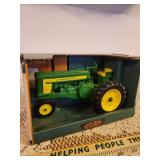 NIB John Deere Row-Crop Tractor Model 720 Diecast Metal 1/16 Scale by Ertl No. 5007