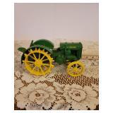John Deere Model "D" Tractor Diecast Metal 1/16 Scale by Ertl No. 5179