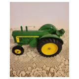 John Deere Diesel 820 Tractor Diecast Metal 1/16 Scale by Ertl