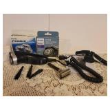 Norelco Electric Razor with Accessories (works)