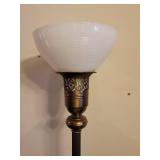 Floor lamp with 3 way light
