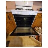 Amana Gas Stove (Works and is Very Nice and Clean!)