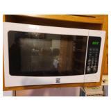 Kenmore 1100-Watt 1.2 Cu Ft Microwave