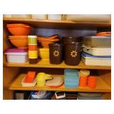 Vintage Tupperware (BRING YOUR OWN BOXES)