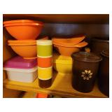 Vintage Tupperware (BRING YOUR OWN BOXES)