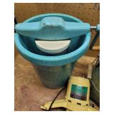 Vintage White Mountain Ice Cream Freezer