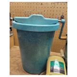 Vintage White Mountain Ice Cream Freezer