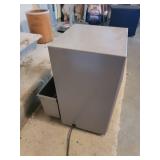 White Westinghouse Dehumidifier (Works)