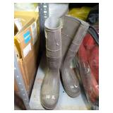 Size 10 Rubber Boots