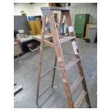 2 Metal Folding Chairs and Small Wood Ladder