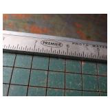 Desktop Premier Paper Cutter