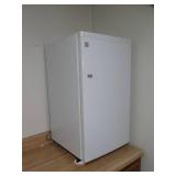 Nice Working White Mini Fridge