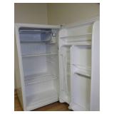 Nice Working White Mini Fridge