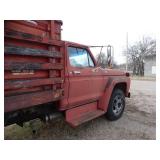 Ford F602 Farm Truck w/ Dump Bed