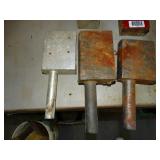 Hefty Metal Supports