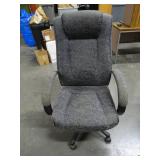 Metal magazine or newspaper rack