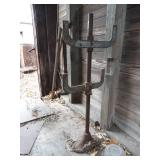 Vintage Metal Support