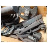Gears - Handles - Parts - Lot